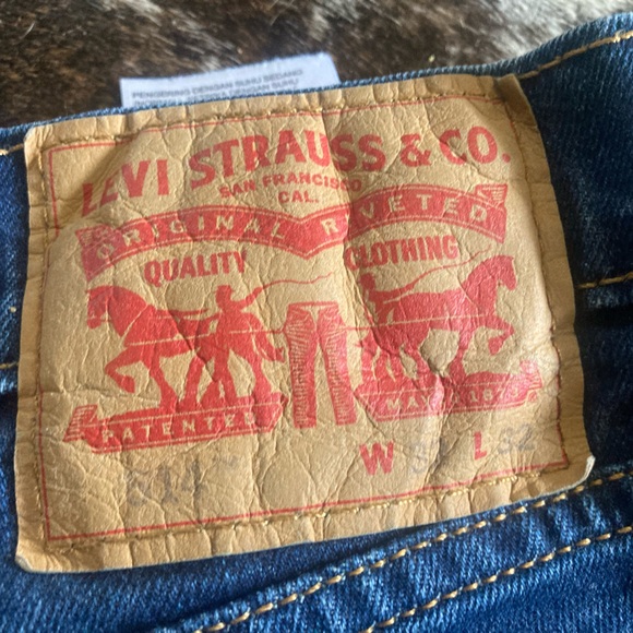 LEVIS JEANS BUNDLE W32 L32 STRAIGHT CUT BARELY WORN - Picture 2 of 9